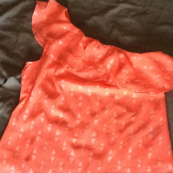 One shoulder blouse - Picture 1 of 4